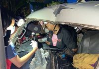 Mobil Pengangkut Sayur Tabrak Tiang Listrik di Desa Tambak Anyar Kabupaten Banjar