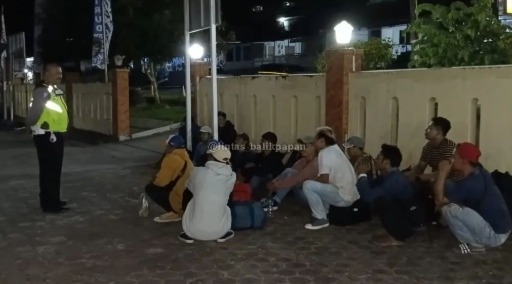 09122022_Belasan pekerja asal Pulau Jawa tertipu bekerja di IKN. (wartabanjar.com - IG Lintas Balikpapan)