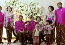 Berani, Cucu Presiden Jokowi ini Hanya Kenakan Kaus Dalam Saat Foto Pernikahan Kaesang dan Erina