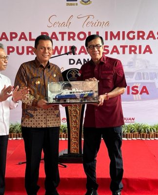 Kemenkumham RI Terima Hibah Kapal Patroli Imigrasi dari Pemprov Kepri