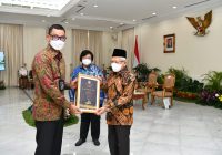 Dirut PLN Raih Penghargaan CEO Green Leadership, Ternyata Darmawan Prasodjo Ahli Energi Lulusan Nicholas Institute Duke University AS