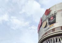 Tangki Damkar Siaga di Depan Duta Mall Banjarmasin di Perayaan Malam Tahun Baru 2023