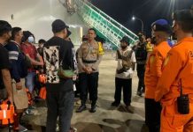 Cuaca Buruk, Kapal TB Putra Abadi Jurusan Batulicin Mati Mesin di Perairan Kumai Kalteng