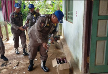 Belasan Botol Minuman Keras Disita Satpol PP dan Damkar Tala dari Sebuah Rumah di Pelaihari