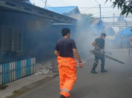 Anggota TNI Asapi Rumah dan Permukiman Warga Sungai Andai
