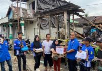 Relawan Damkar Gercep Kirim Bantuan untuk Korban Kebakaran Jalan Sutoyo Gang Sepakat