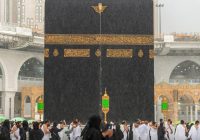 Heboh Video Kakbah Hujan Salju, ini Kata Badan Meteorologi Arab Saudi