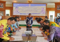 Kepala Dinas PUPR Kalsel Pimpin Penandatanganan Maklumat Pelayanan Pakta Integritas Kinerja 2023