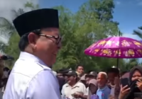 Detik-detik Paman Birin Main Lato-lato Bikin Ibu-ibu Teriak Histeris