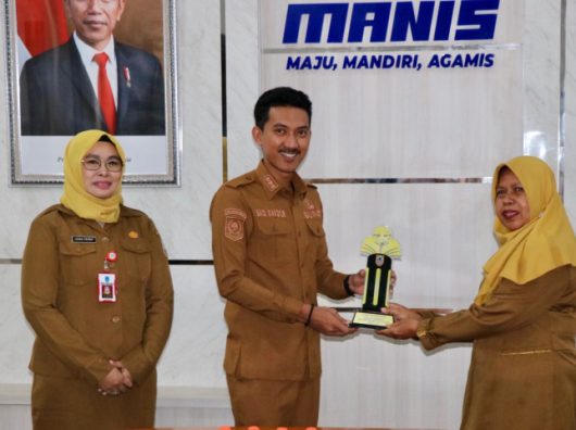 Membanggakan, 31 Sekolah di Kabupaten Banjar Terima Penghargaan Adiwiyata