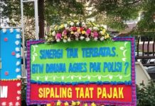 Karangan Bunga Penuhi Polres Metro Jaksel, Isinya Minta Polisi Usut Agnes