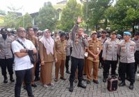 Buruh Demo Disnakertrans Kalsel, Satlantas Banjarmasin Arahkan Massa Parkir di Halaman TVRI