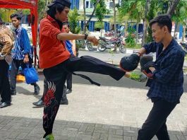 Beladiri Ala Bruce Lee, Cara Bertarung di Jalanan