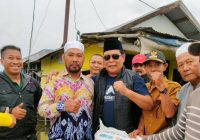 Pemprov Kalsel Bagikan 2,5 Ton Beras di dua Desa  di Kabupaten Banjar