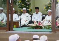 Gubernur Kalsel Hadiri Haul KH Salman Jalil ke-24
