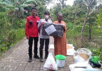 Korban Kebakaran di Tambak Anyar Ulu Dapat Bantuan dari PMI Kabupaten Banjar