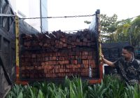 Ditreskrimsus Polda Kalsel Gagalkan Peredaran Kayu Ulin Hasil Ilegal Logging dari Kalteng