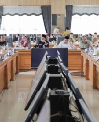 Tidak Layak! DPRD Kalsel Pertanyakan Tunjangan untuk Guru PPPK Cuma Rp225 Per Bulan