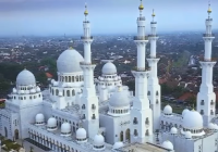 Melihat Keindahan Arsitektur Masjid di Indonesia Sambil Wisata Religi