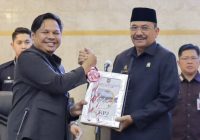 Wakili Gubernur Serahkan LKPj 2022 ke DPRD Kalsel, Sekdaprov Singgung Soal Pintu Gerbang IKN