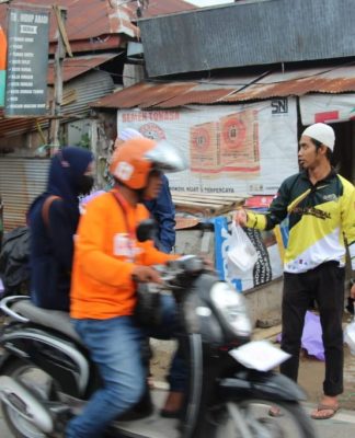 7 Ribu Paket Makanan Dibagikan Dinsos Kalsel di Haul ke-3 Guru Zuhdi