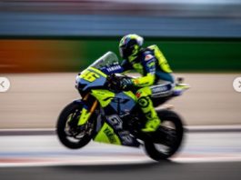 Geber Yamaha R1 di Sirkuit Misano, Netizen Ingin Valentino Rossi Kembali MotoGP