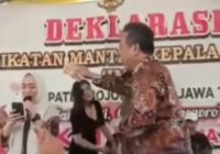 Viral Bupati Bojonegoro Disawer Anggota DPRD Jatim