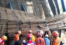 Diduga Pingsan, Telepon Satu Korban Terjebak Bangunan Pabrik Karet Runtuh di Pelaihari Aktif