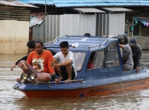 17.257 Rumah dan 65.784 Jiwa Terdampak, Bupati Banjar Instruksikan 3 SKPD Turun Tangani Banjir