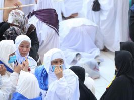 Tiba di Arab Saudi Jemaah Umrah Indonesia Kecewa, Hotel Diubah Sepihak karena Tarif Naik