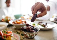 Bolehkah Menerima Takjil dari Non Muslim? Begini Penjelasannya Seperti yang Dicontohkan Nabi Muhammad