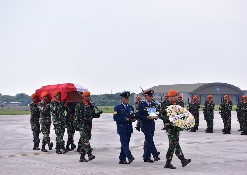 Prajurit Kopasgat Gugur Setelah Kecelakaan Latihan Terjun Boogie Persiapan HUT Ke-77 TNI AU