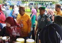 Tak Sampai Satu Jam Sembako di Pasar Murah Kodim 1009/Tala Ludes Diborong Emak-emak