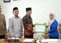 Delapan Partai Politik Peserta Pemilu 2024 Dapatkan Dana Hibah Pemkab Tanbu