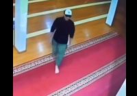 Bule Australia Ludahi Imam Masjid Bandung Ditangkap Saat Hendak Kabur ke Negaranya
