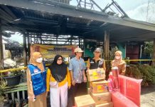 Dinsos Kalsel Beri Bantuan Korban Kebakaran Jalan Ternate Banjarmasin