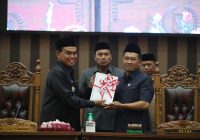 Bupati Tanah Bumbu HM Zairullah Azhar Sampaikan LKPJ 2022