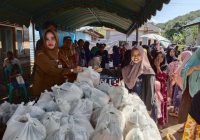 Sebanyak 200 Paket Sembako di Pasar Murah Desa Sungai Landas Ludes Terjual