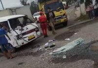 Colt L300 Ringsek di Depan SPBU Trikora Banjarbaru