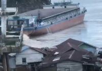 Pasca Tongkang Tabrak Rumah Warga di Desa Kaladan, Dishub Kalsel Petakan Tambat Tongkang