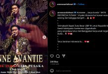 Senangnya Anne Avantie Kemeja Batik Rancangannya Dipakai Siwon Super Junior