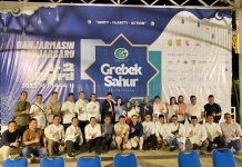 Gelar Grebek Sahur, Kantor Imigrasi Kelas I TPI Banjarmasin Bersama Stakeholder Bagikan 1.710 Nasi Bungkus