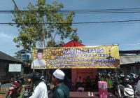 Warung Gratis Paman Birin Ramaikan Haul ke-217 Datu Kalampayan Banjar