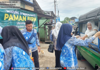 Meriahkan Haul ke-217 Datu Kalampayan, Dinas PUPR Kalsel Bagikan Makan dan BBM Gratis ke Jemaah
