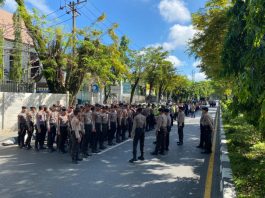 BREAKING NEWS: Peringati May Day, Massa Buruh Demo di Gedung DPRD Kalsel, Jalan Lambung Mangkurat Ditutup