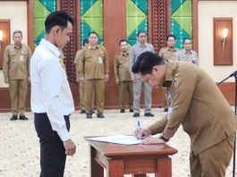 541 P3K Kesehatan Pemprov Kalsel Terima SK, Paman Birin Ingatkan Bekerja dengan Hati