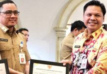 Aktif Kelola Website dan Respons Cepat Laporan Warga, Dinas PUPR Kalsel Diganjar Dua Penghargaan