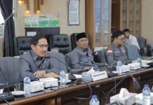 Komisi III DPRD Kalsel Gelar Rapat Tindaklanjuti Insiden Tongkang Tabrak Rumah Warga di Tapin