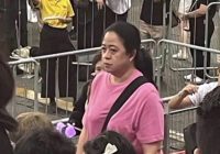 Viral Sosok Mirip Puan Maharani Nonton BLACKPINK di Singapura