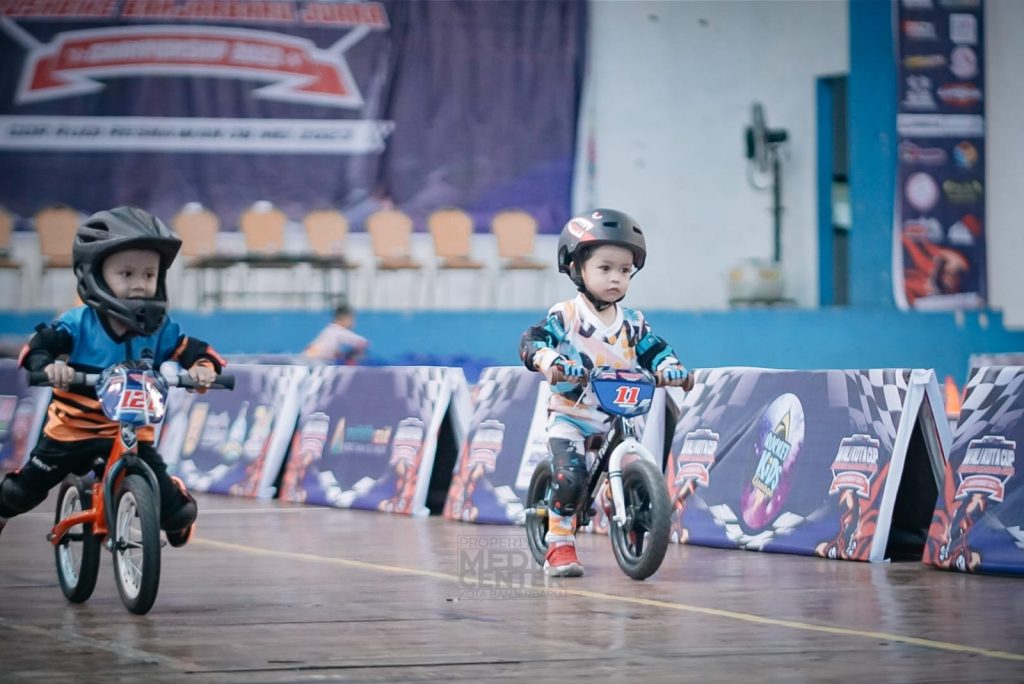 Ratusan Anak Ikuti Lomba Pushbike Wali Kota Cup Banjarbaru